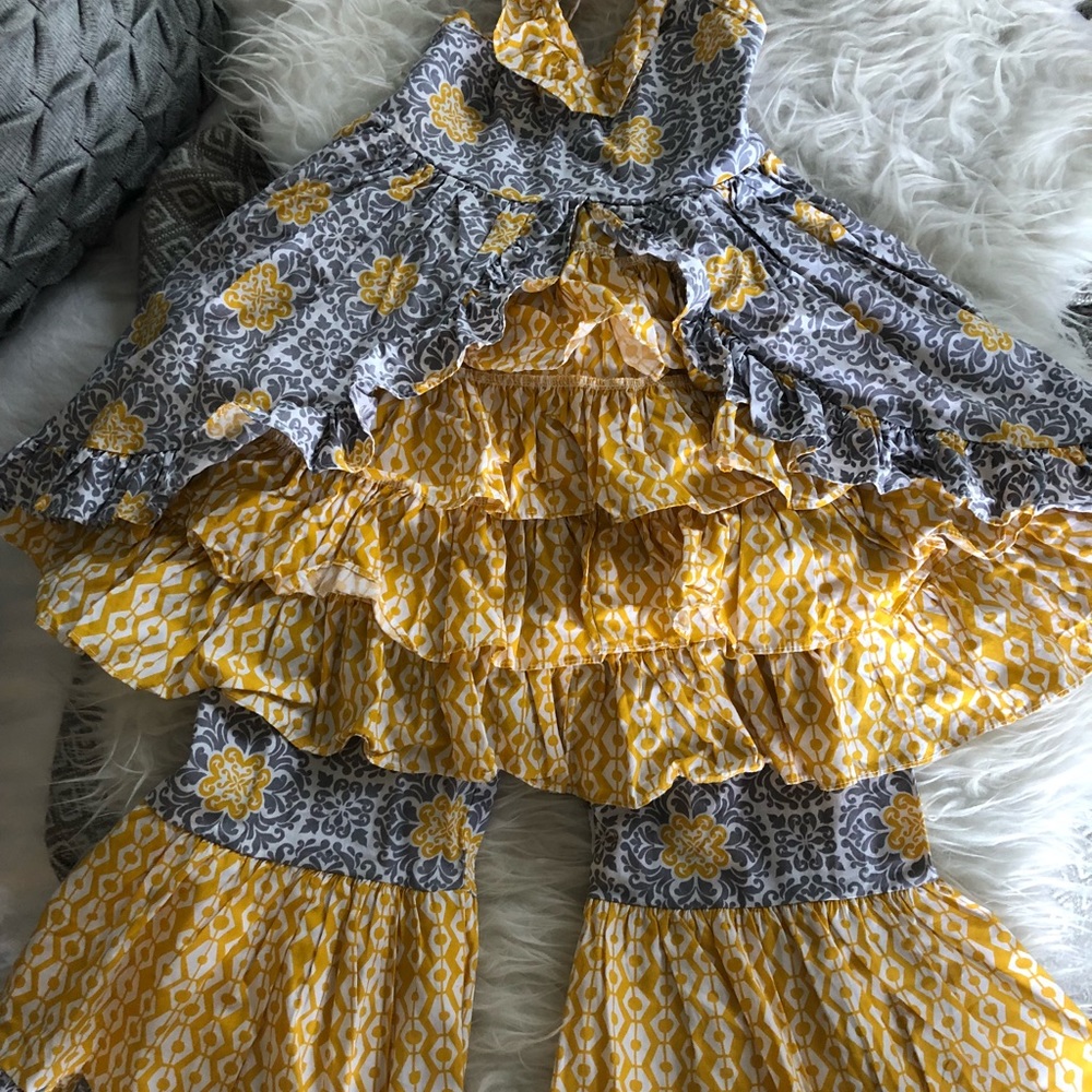 🐶 Jelly The Pug Ruffle Dress and Pants